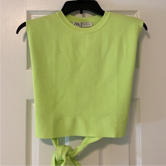 Zara green open back knit top - Picture 3 of 11